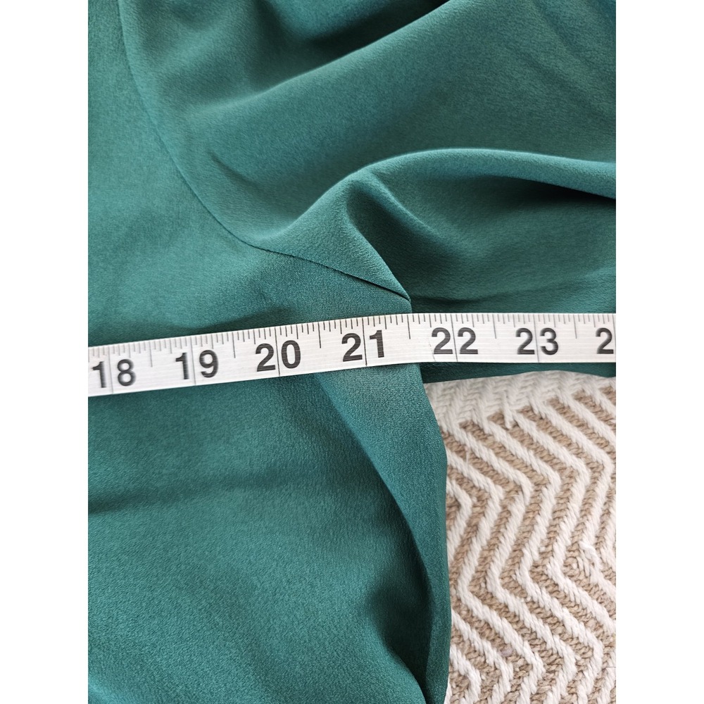 J Crew Shirt Womens Large Holiday Green Puff Sleeve Satin Back Crepe - Picture 5 of 5